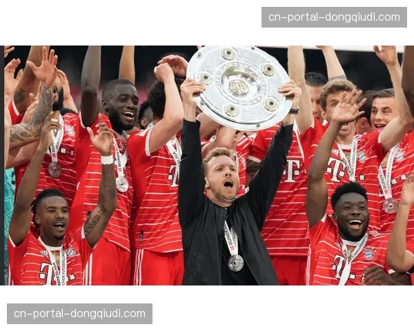 欧冠半决赛球队抵达情况：拜仁全队已抵达巴黎进行适应性训练